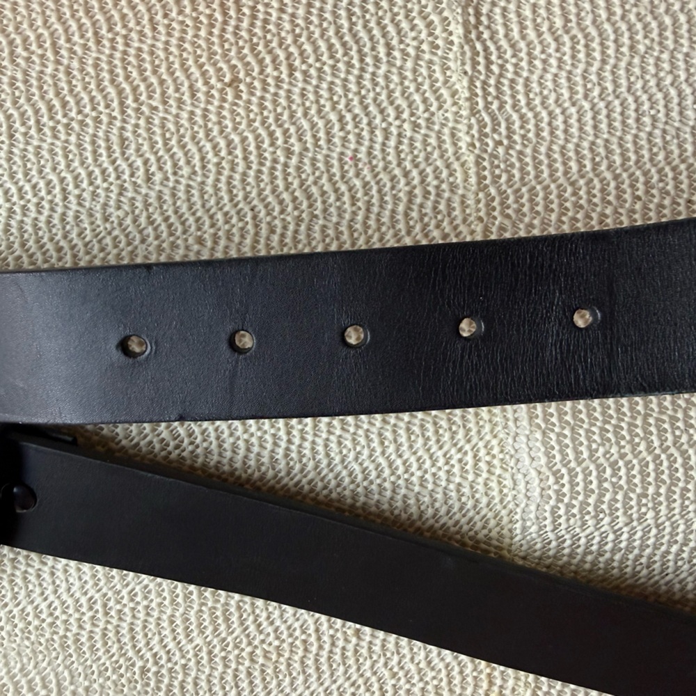 Carhartt Black Leather Men's Belt WB5509-M Size 46 - Picture 10 of 11